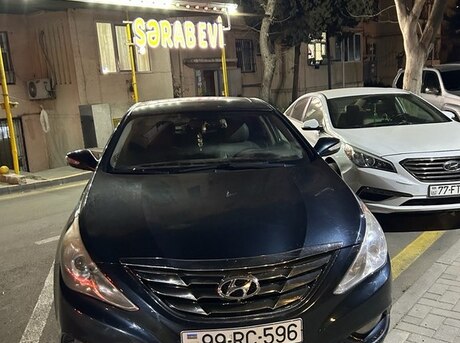 Hyundai Sonata