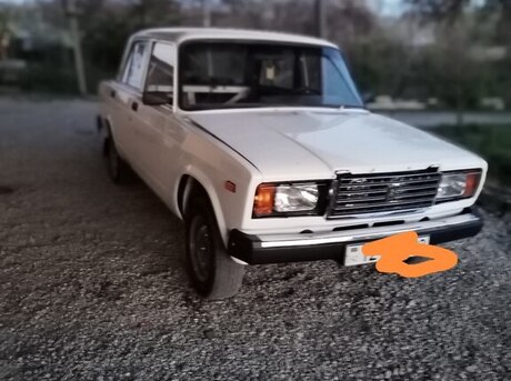LADA (VAZ) 2107