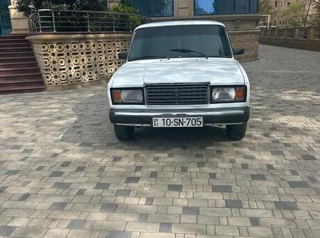 LADA (VAZ) 2107