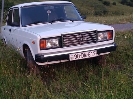 LADA (VAZ) 2107