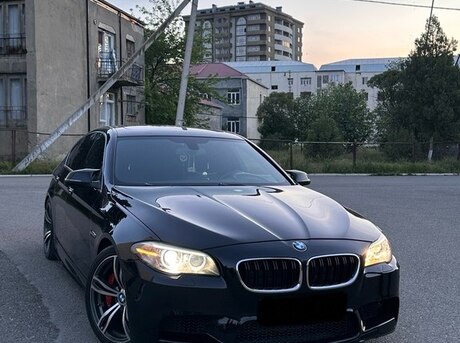 BMW 528