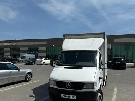 Mercedes Sprinter 412