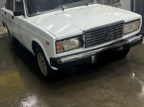 LADA (VAZ) 2107
