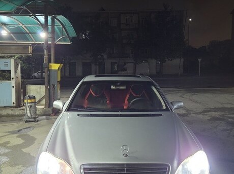 Mercedes S 320
