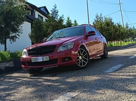 Mercedes C 200