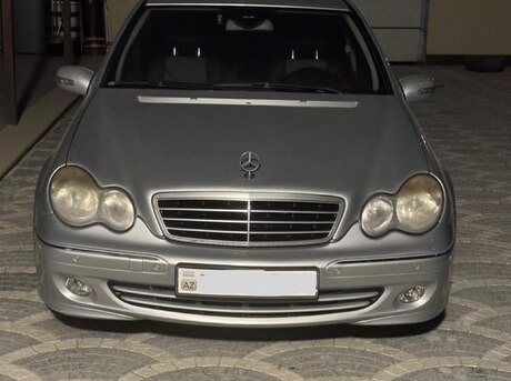 Mercedes C 220
