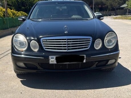 Mercedes E 320