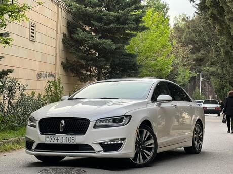 Lincoln MKZ