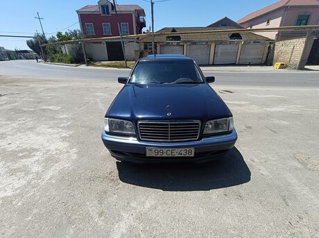 Mercedes C 220