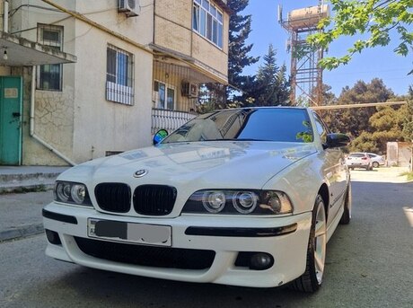 BMW 525
