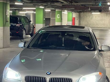 BMW 528