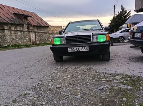 Mercedes 190