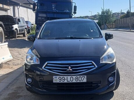 Mitsubishi Attrage