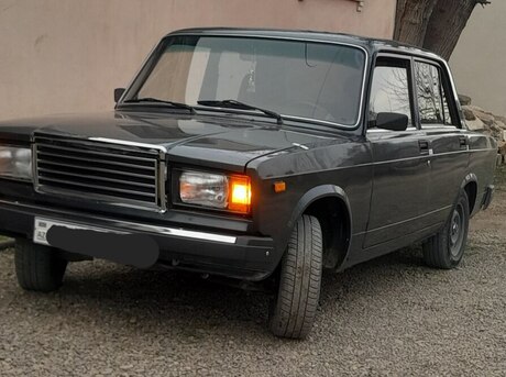 LADA (VAZ) 2107