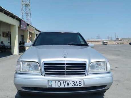 Mercedes C 180