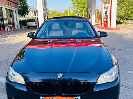 BMW 528