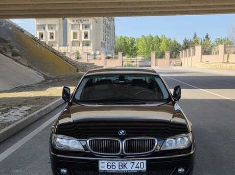 BMW 740