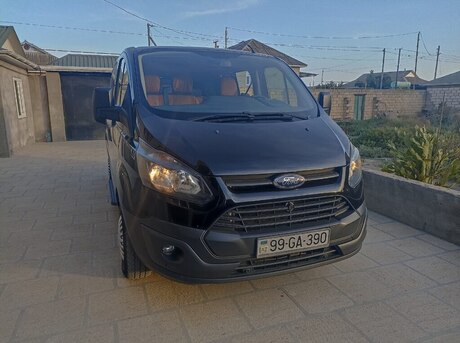Ford Tourneo Custom