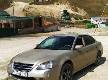 Nissan Altima