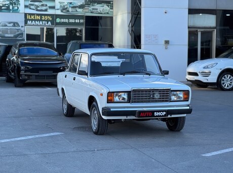 LADA (VAZ) 2107