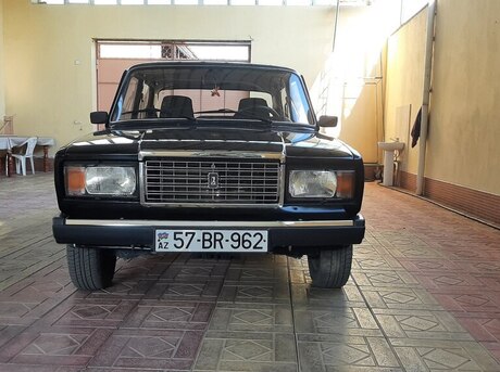 LADA (VAZ) 2107