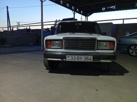 LADA (VAZ) 2107