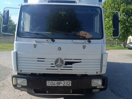 Mercedes Atego 814