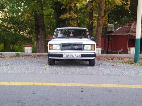 LADA (VAZ) 2107