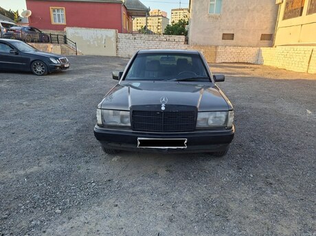 Mercedes 190