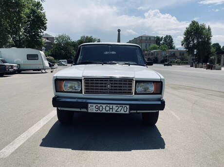 LADA (VAZ) 2107