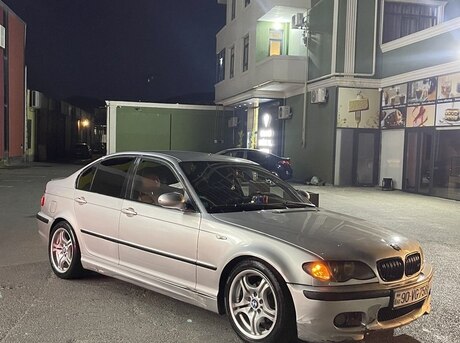 BMW 320
