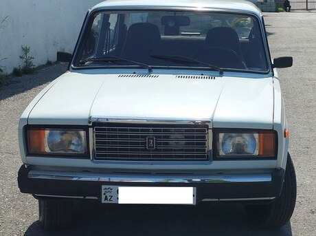 LADA (VAZ) 2107