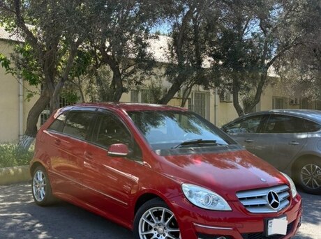 Mercedes B 170