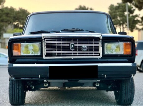LADA (VAZ) 2107