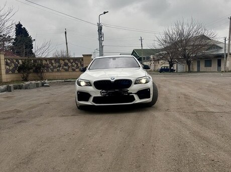 BMW 528