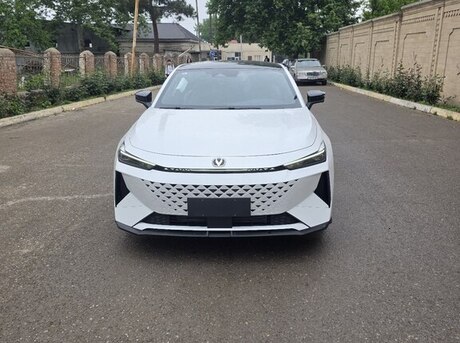 Changan Uni-V iDD