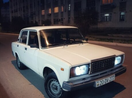 LADA (VAZ) 2107