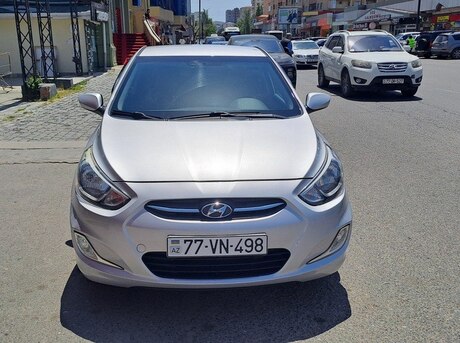 Hyundai Accent