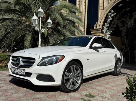 Mercedes C 350 e