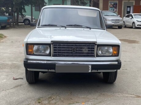 LADA (VAZ) 2107