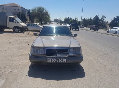 Mercedes 300 E