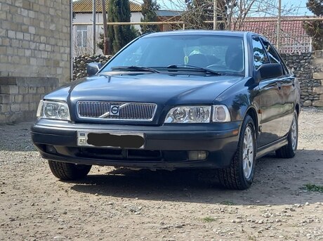 Volvo S40