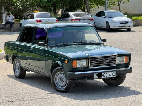 LADA (VAZ) 2107