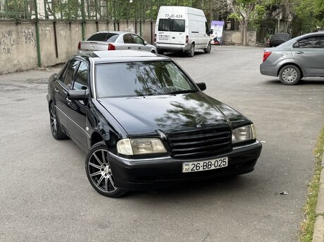 Mercedes C 180