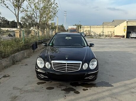 Mercedes E 220