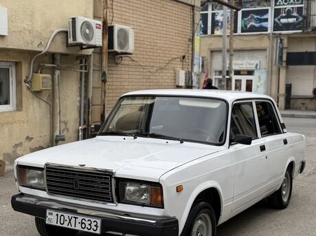 LADA (VAZ) 2107