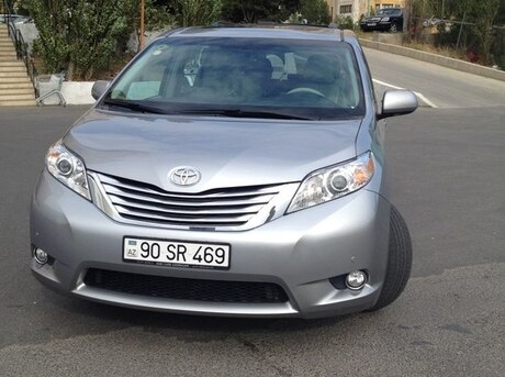 Toyota Sienna