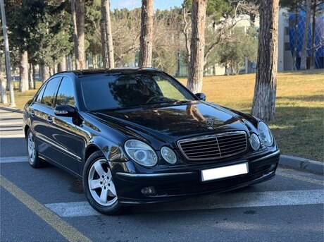Mercedes E 240