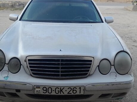 Mercedes E 250