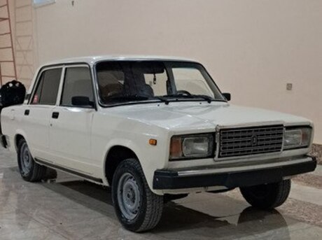 LADA (VAZ) 2107